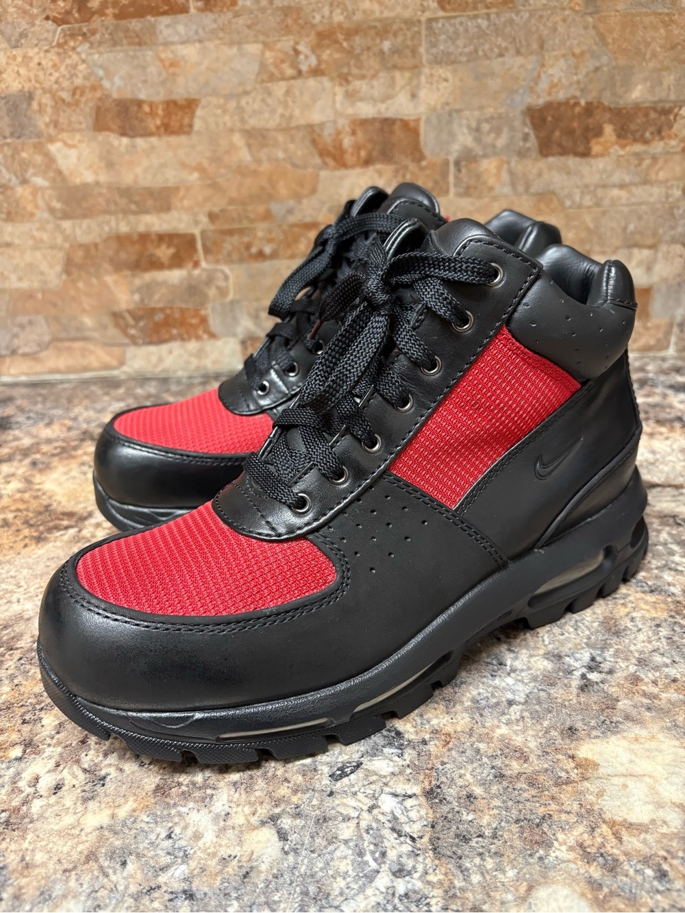 Nike 2007 ACG Goadome Boots 311567-061 Black / Red Size 8.5